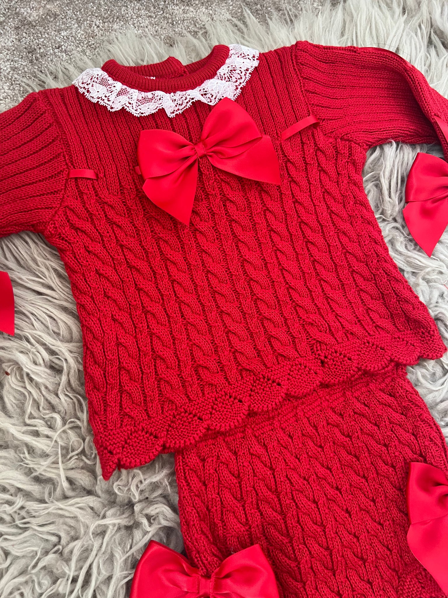 Luxury red bow set