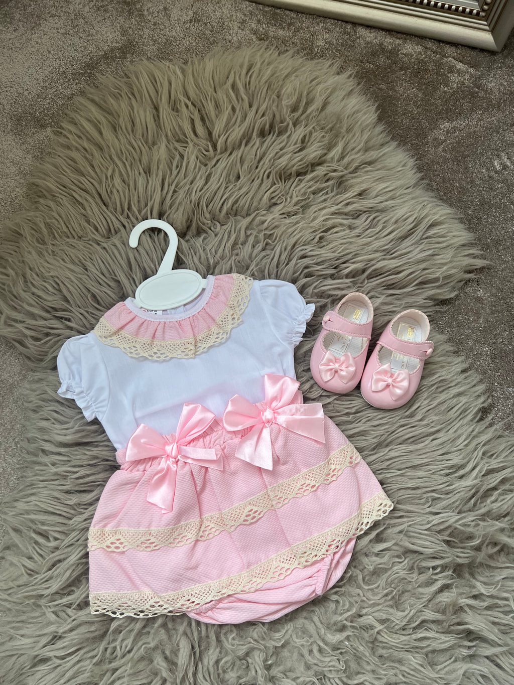 Pink double bow set