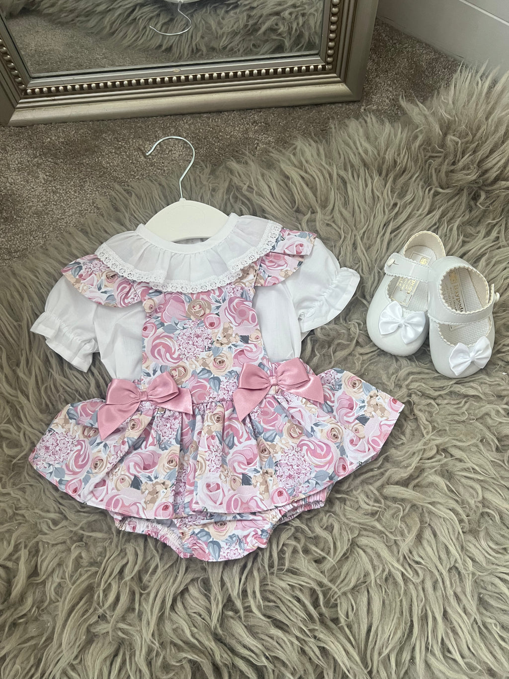 Rosebud romper