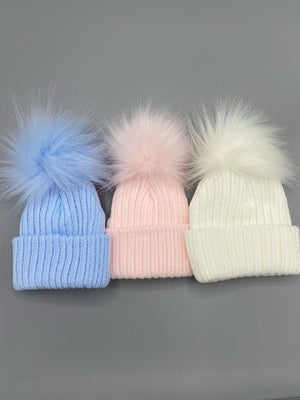 Newborn single Pom Pom hat