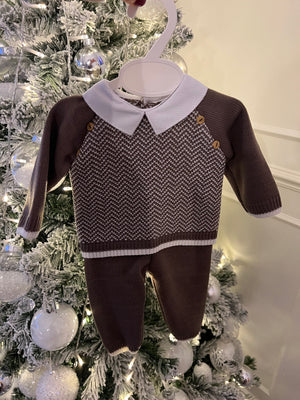 Brown knitted set